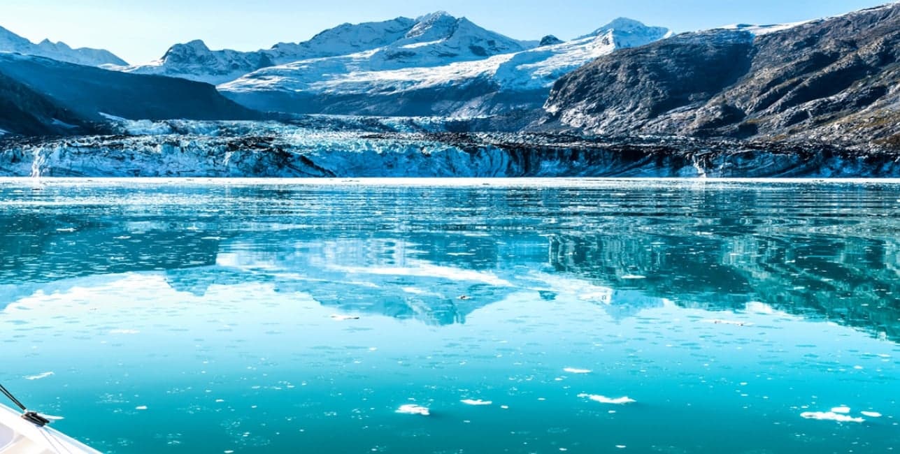 Alaska with Glacier Bay onboard the Norwegian Encore® from Los Angeles, a rail journey with Amtrak Vacations