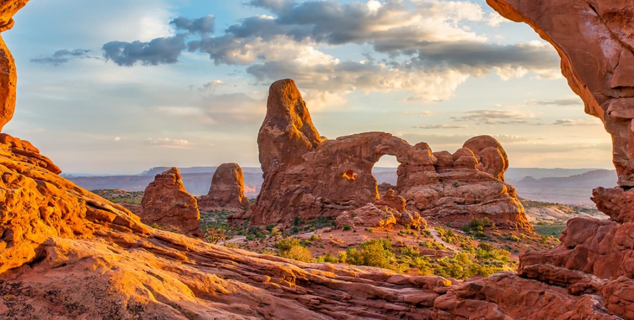 Arches and Canyonlands Getaway Roundtrip from Chicago, a rail journey with Amtrak Vacations
