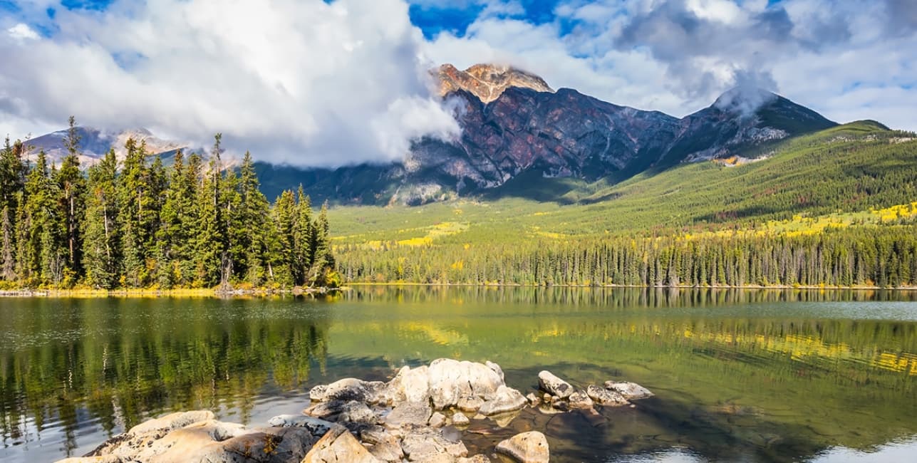 Canadian Rockies Discovery Eastbound with Seattle, a rail journey with Amtrak Vacations