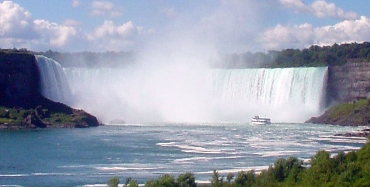 Classic Canada and Canadian Rockies with Seattle in Winter Westbound, a rail journey with Amtrak Vacations