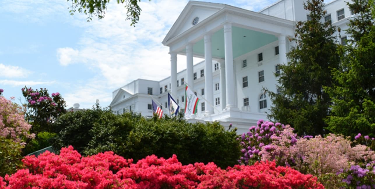 Greenbrier Getaway, a rail journey with Amtrak Vacations