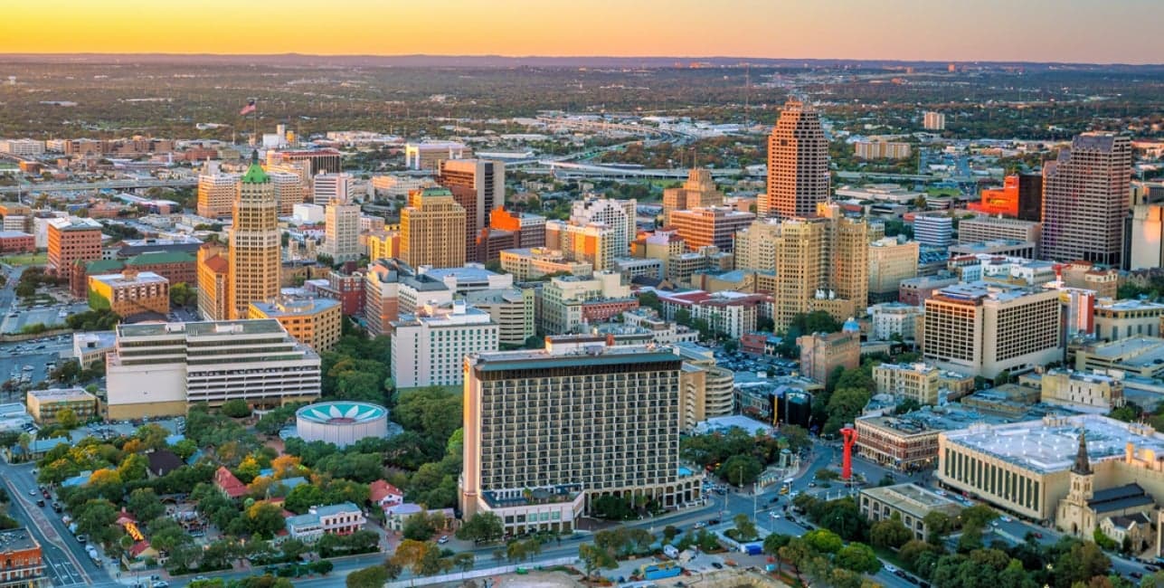 San Antonio Ultimate Getaway, a rail journey with Amtrak Vacations