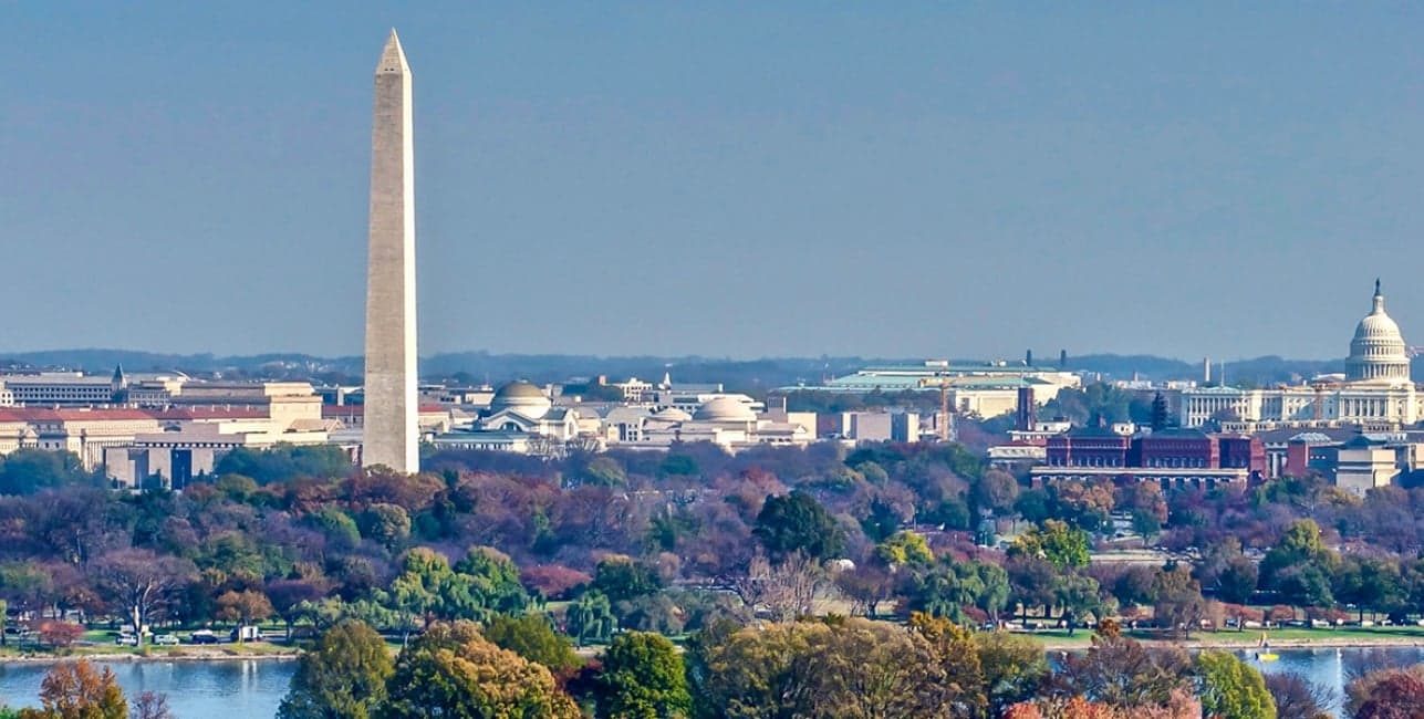 Washington, D.C. Ultimate Getaway, a rail journey with Amtrak Vacations