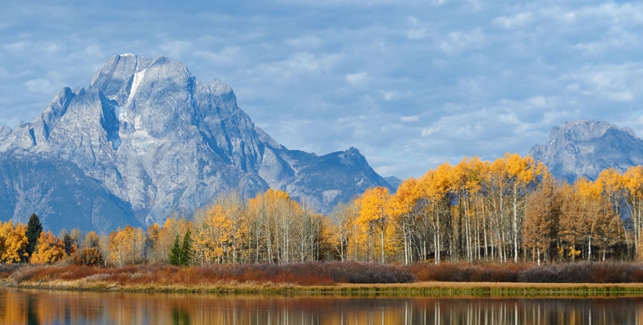 Yellowstone National Park Getaway Roundtrip from Chicago, a rail journey with Amtrak Vacations