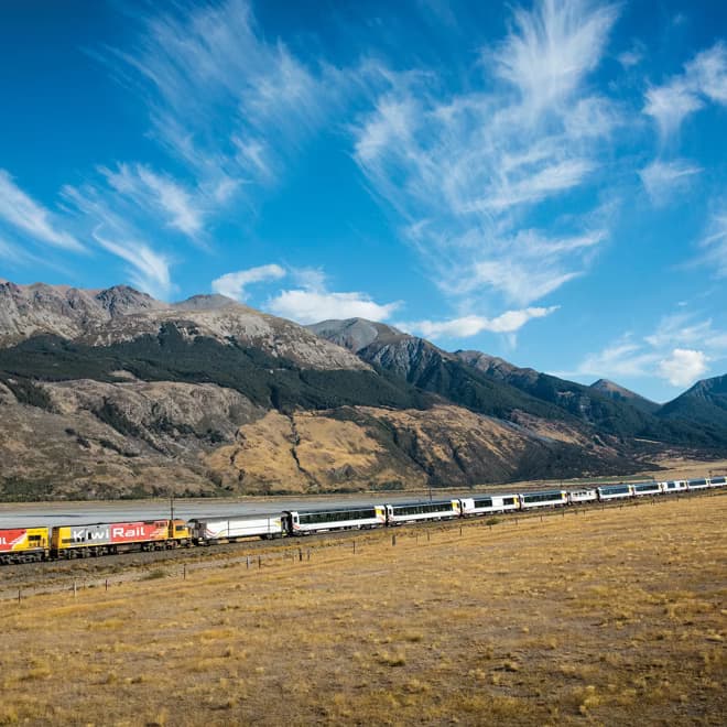 New Zealand Rail and Cruise Discovery, a rail journey with APT (APT Travel Group)