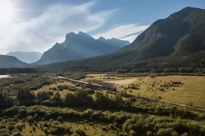 Canadian Rockies Getaway, a rail journey with Canadian Rockies Trains