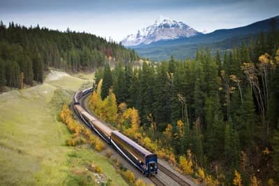 Circle the Rockies Extended Getaway, a rail journey with Canadian Rockies Trains