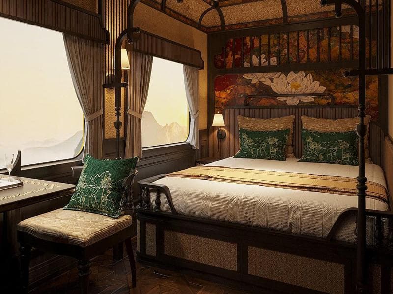 Symphonie du Sud (SJourney), a rail journey with Discovery Trains