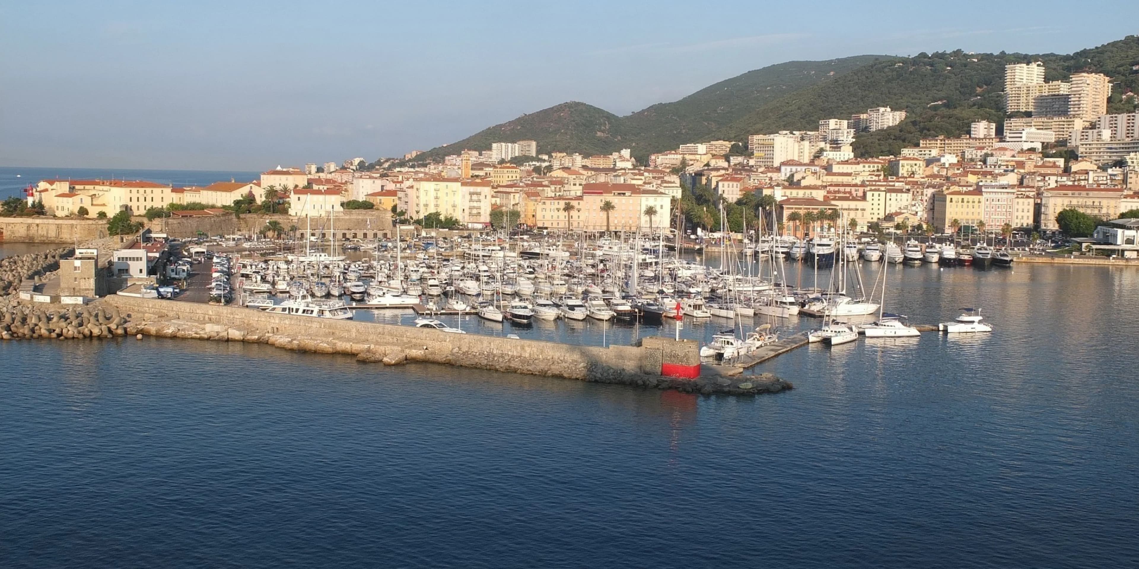 The Splendour of Corsica, Ffestiniog Travel
