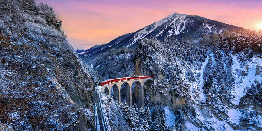Classic Glacier Express in Winter: Brig to Chur, Great Rail Journeys