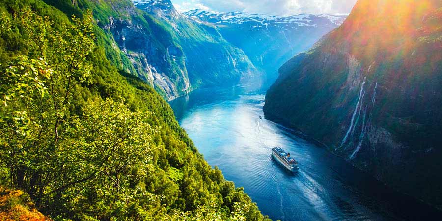 Oslo, Bergen & Norwegian Coast Cruise, Great Rail Journeys