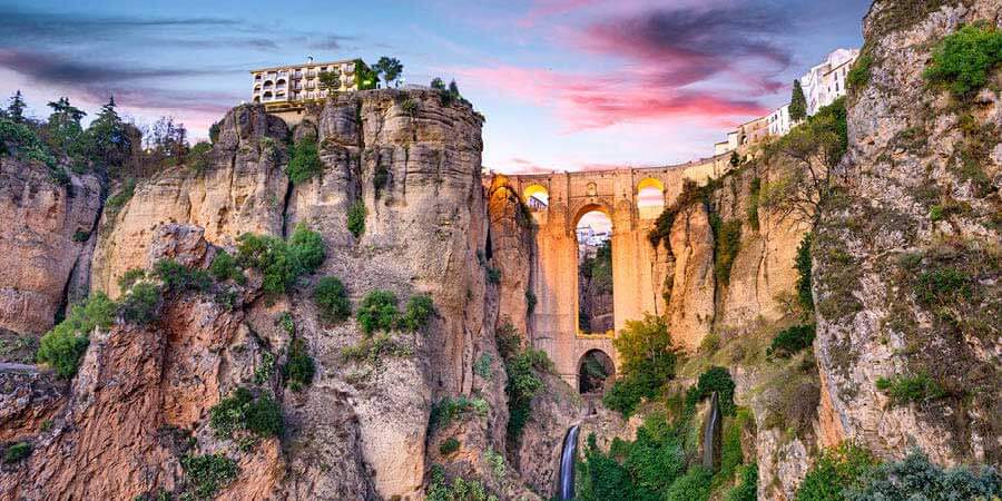 Paradors of Andalucía: Granada to Seville, Great Rail Journeys