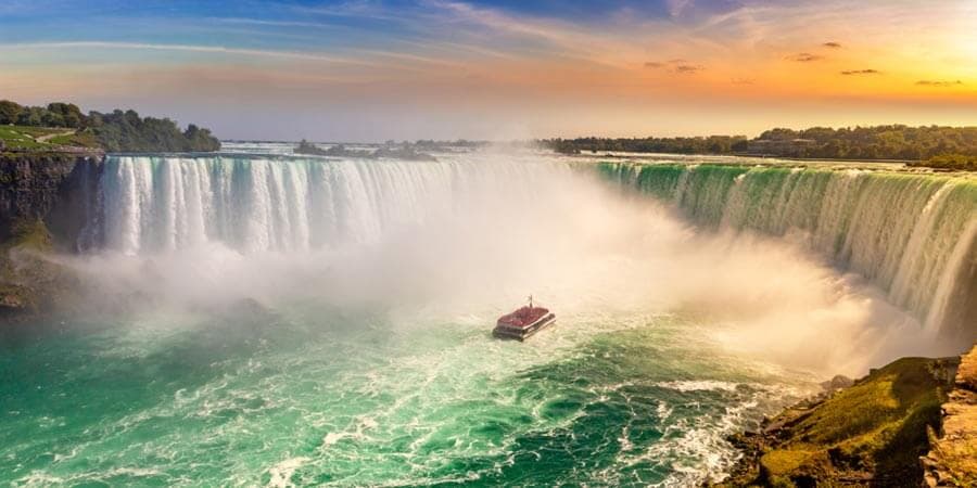 Canada, Niagara Falls & the Rocky Mountains, Great Rail Journeys