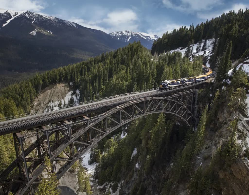 Canada's Complete Rail Odyssey, Marvellous Escapes