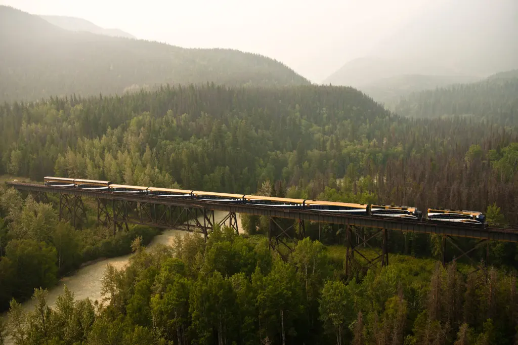 Canada's Epic Rail Passage, Marvellous Escapes