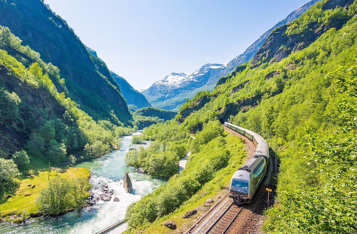 Essence of Norway, Marvellous Escapes