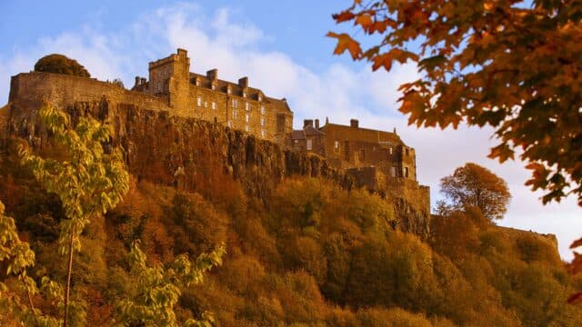 Highlands, Castles and Whisky by Train, McKinlay Kidd