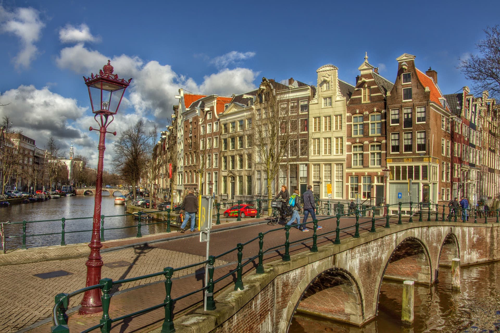Amsterdam by First Class Rail, Planet Rail