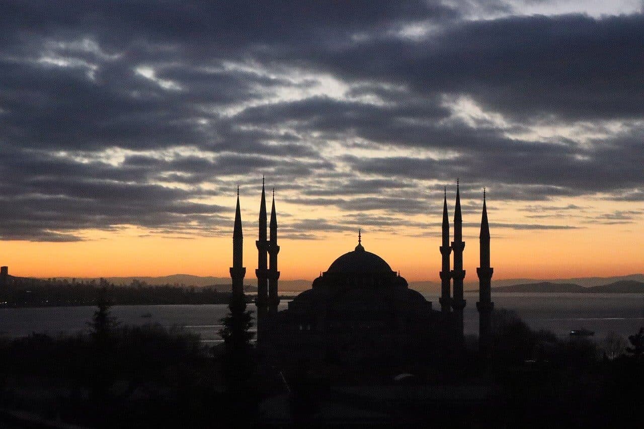 Paris to Istanbul aboard the Venice Simplon Orient-Express, Planet Rail