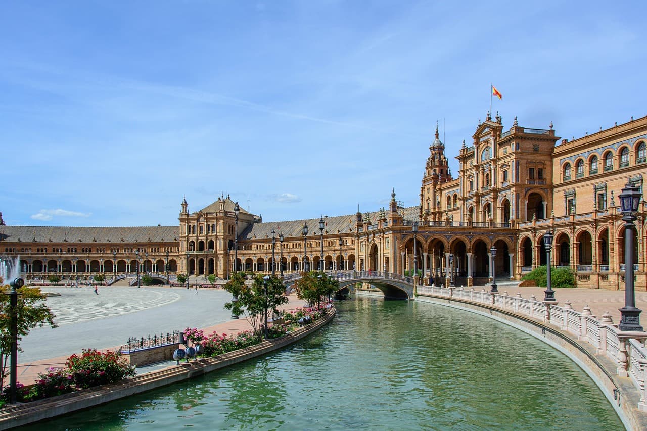 Grand Tour of Spain by First Class rail, Planet Rail