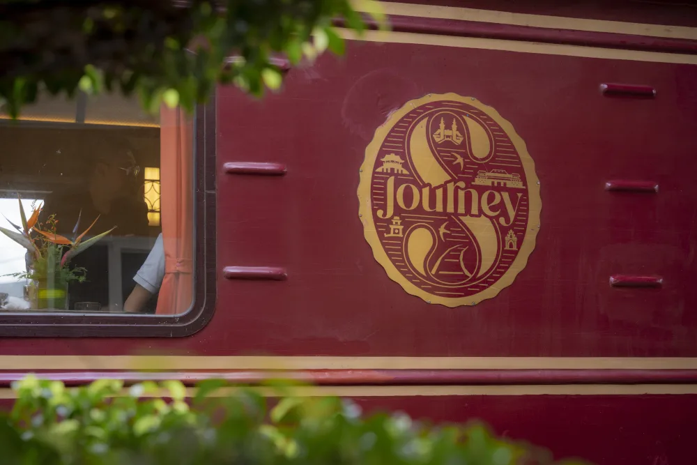 Hanoi to Ho Chi Minh City aboard the SJourney, Planet Rail