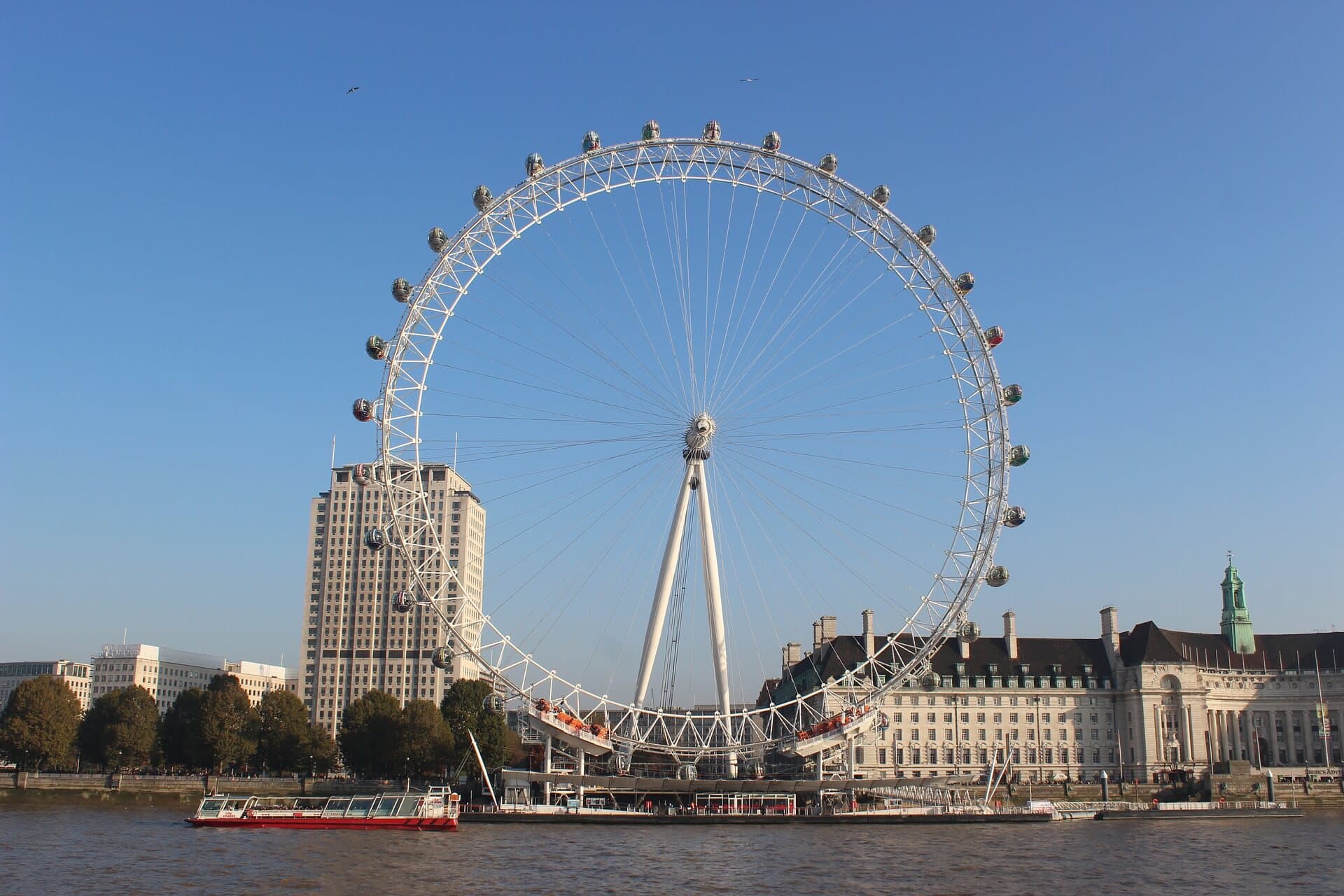London Luxury Short Break & The Great British Seaside on the British Pullman – Day trips to Whitstable, Hastings or Broadstairs, Planet Rail