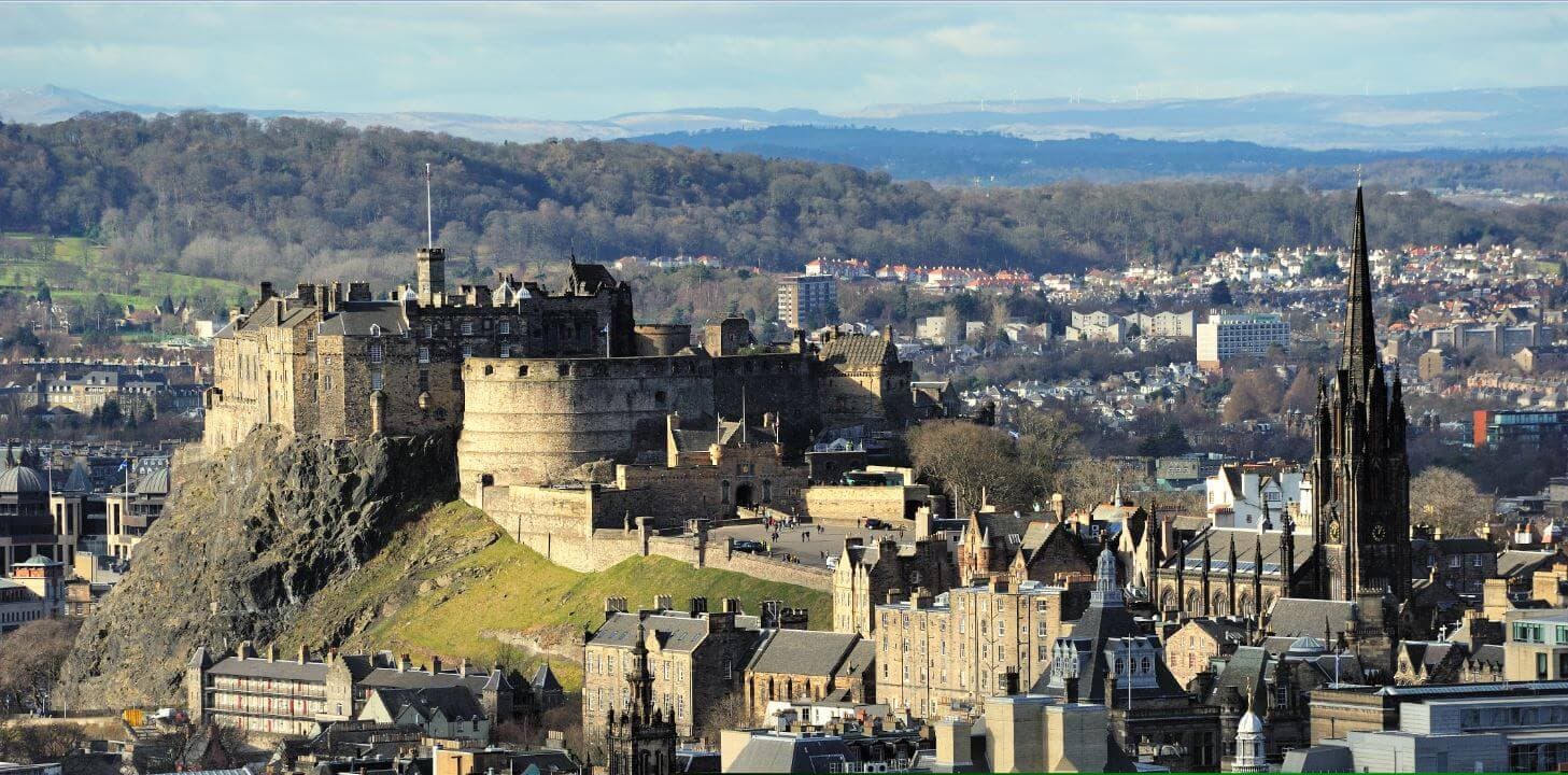 Edinburgh at leisure on the Northern Belle, Planet Rail
