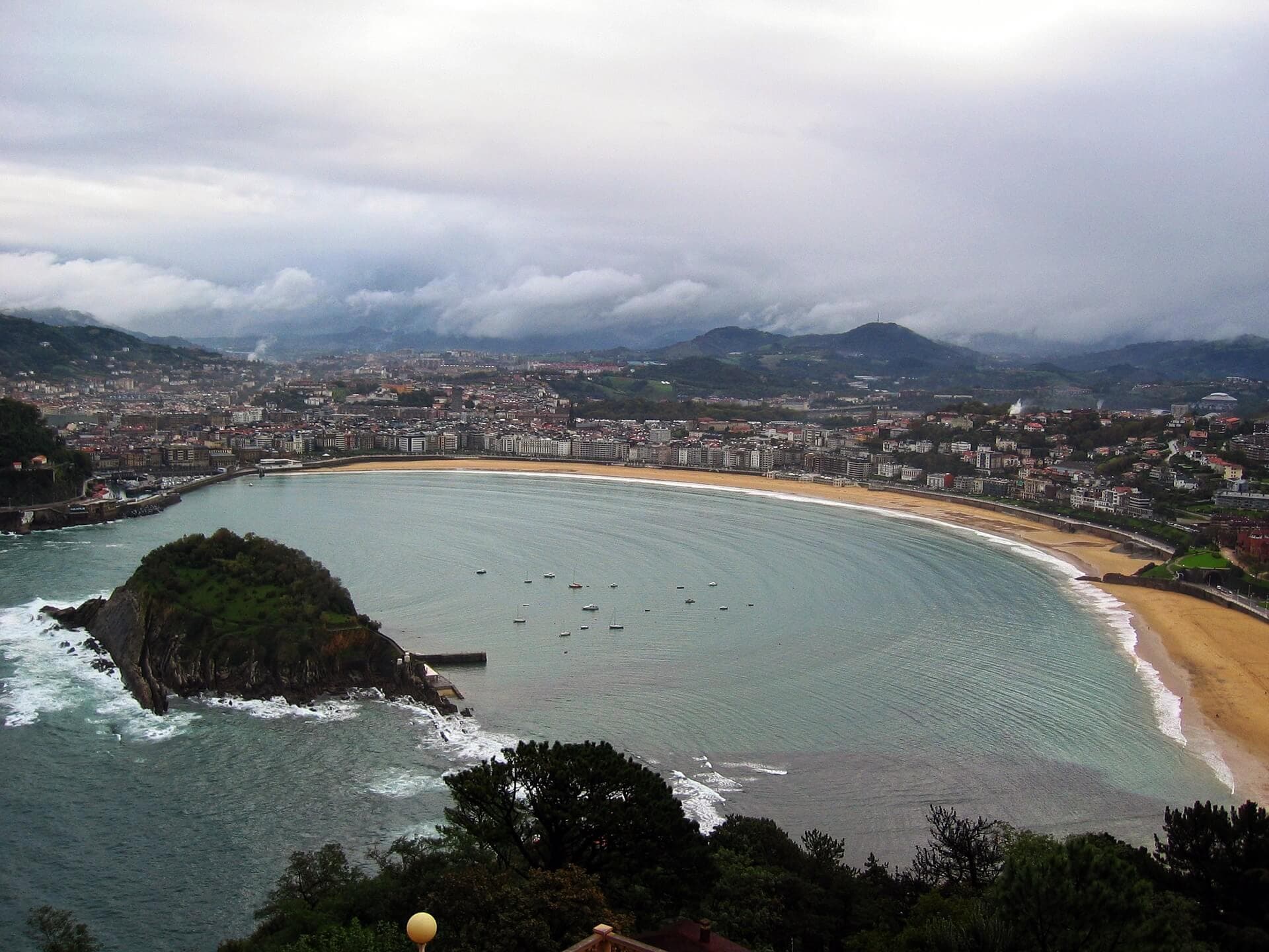San Sebastian by First Class rail, Planet Rail