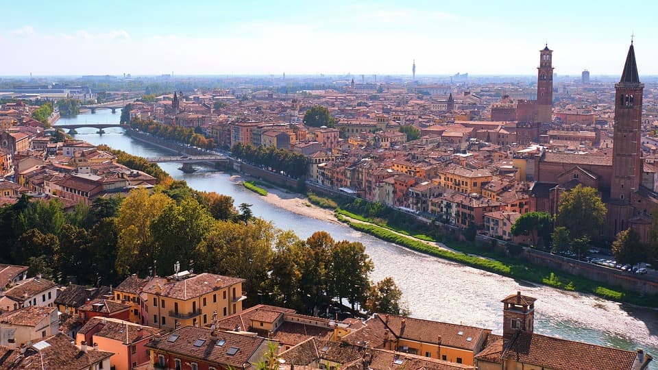 Verona & The Magic of the Verona Opera by First Class Rail, Planet Rail