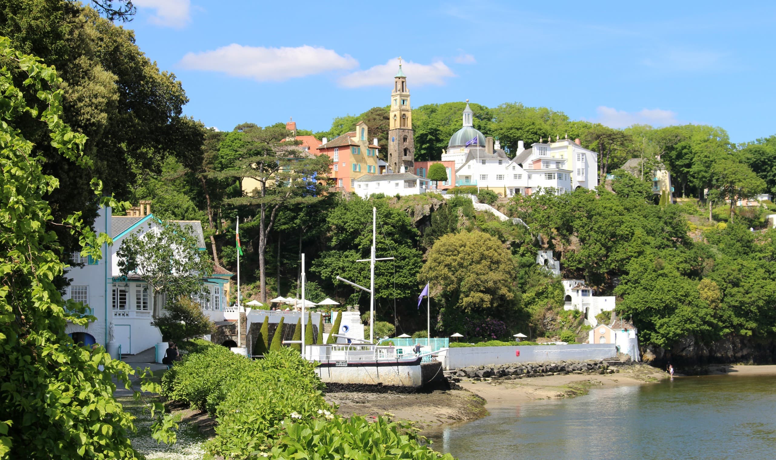 Portmeirion and Railways of Snowdonia - In Style, PTG Tours