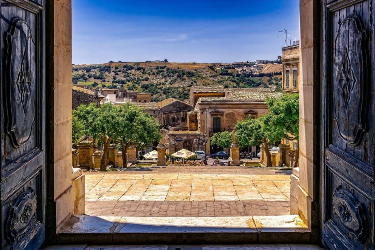 Sicily Tour: Catania & Beyond, Rail Escape