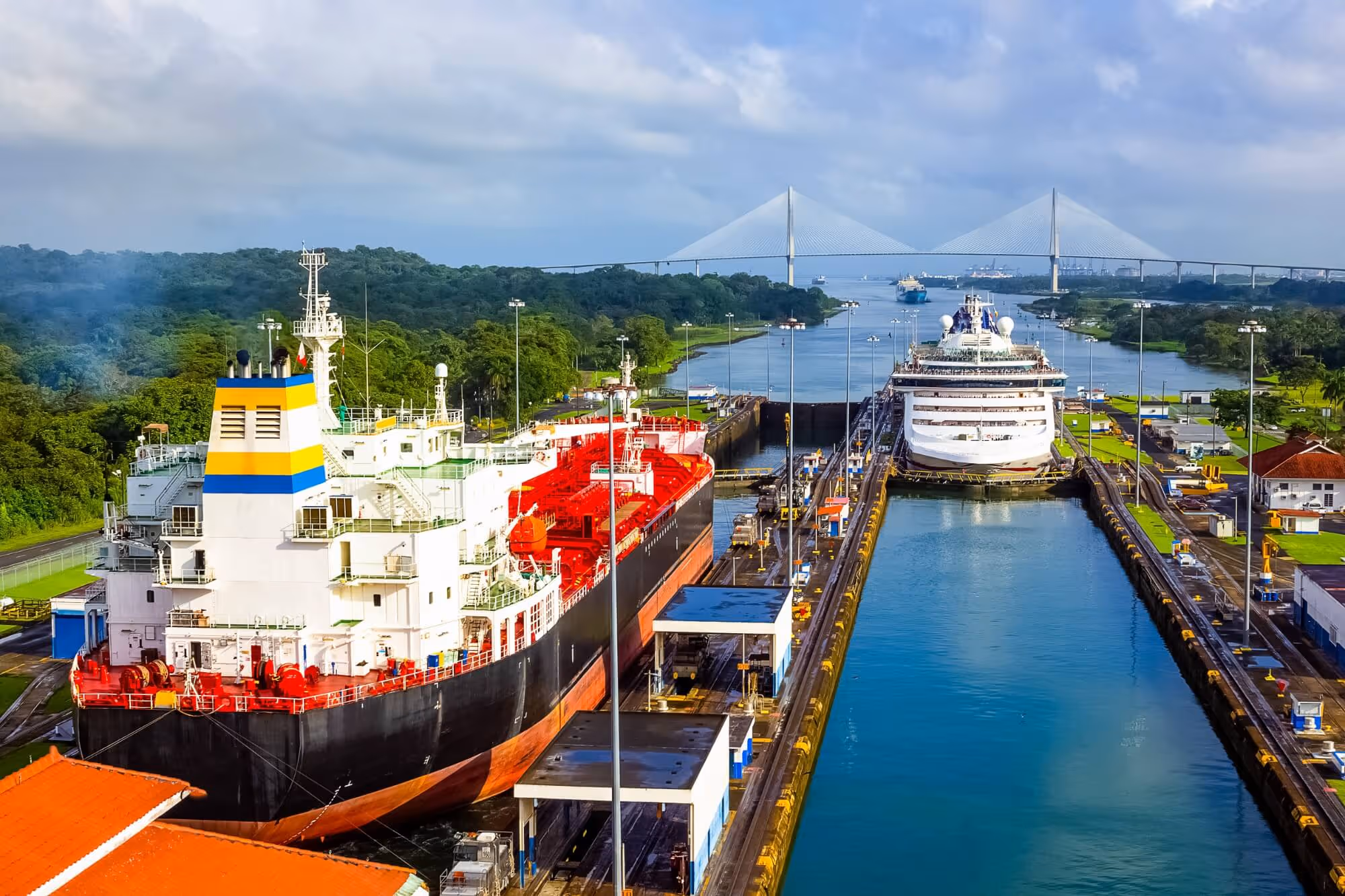 Colombia & Panama: Rails, Rum & Coffee, Rail South America