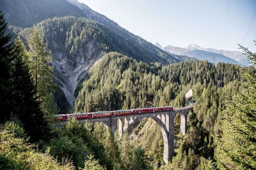 Bernina Express, railtour suisse