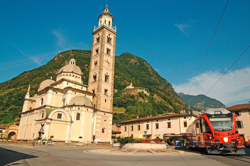 Bernina Express Tirano – Lugano, railtour suisse