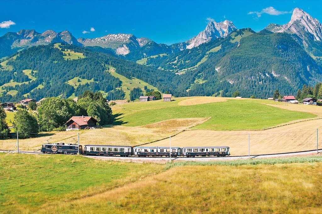 Grand Train Tour of Switzerland, a rail journey with railtour suisse