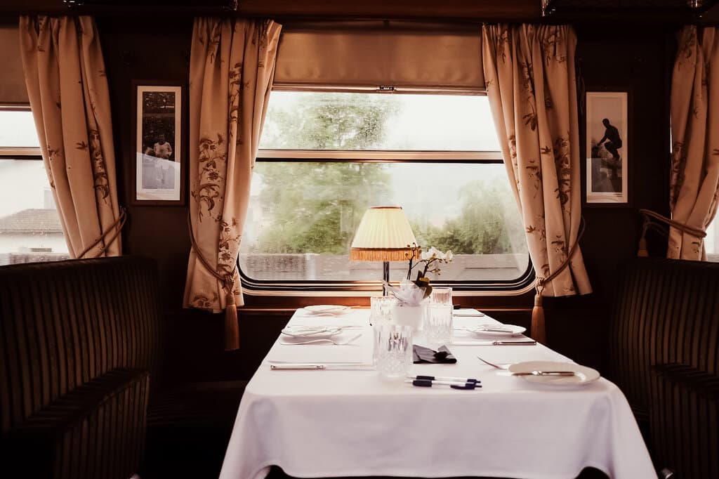 Journey of discovery through Eastern Europe on a luxury train, railtour suisse