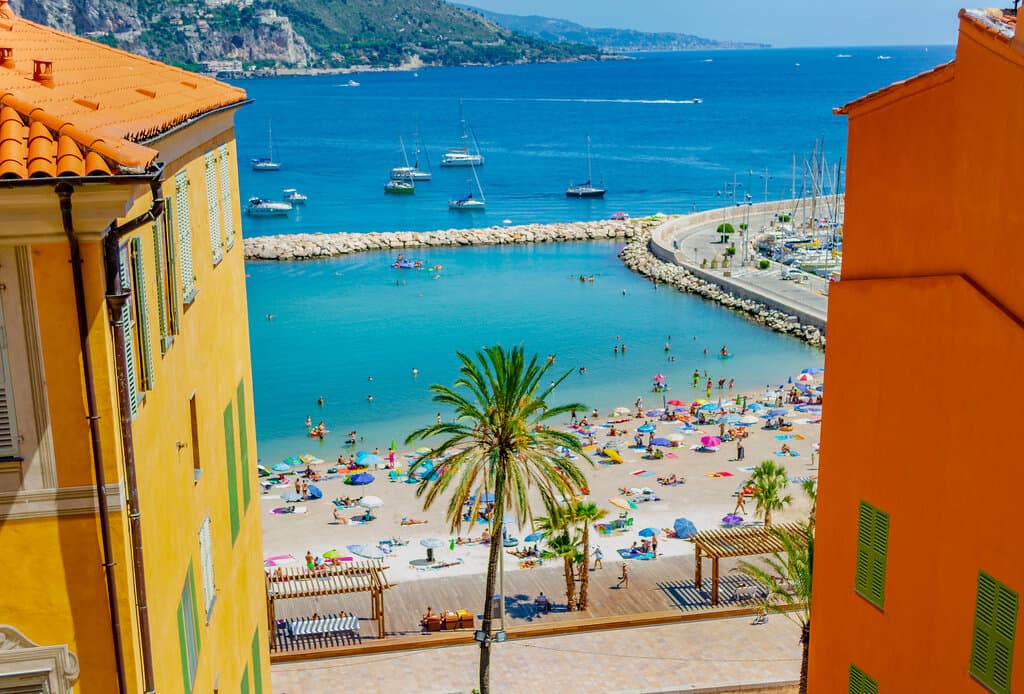 Menton, a rail journey with railtour suisse