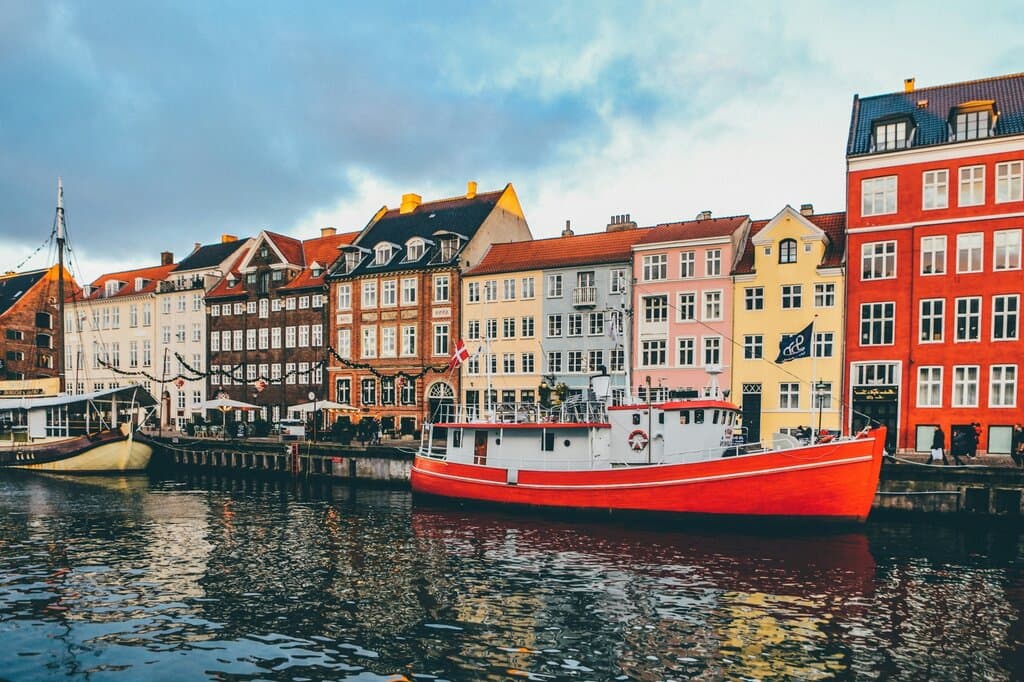 Nordic Unbound – Three Countries, One Adventure, railtour suisse