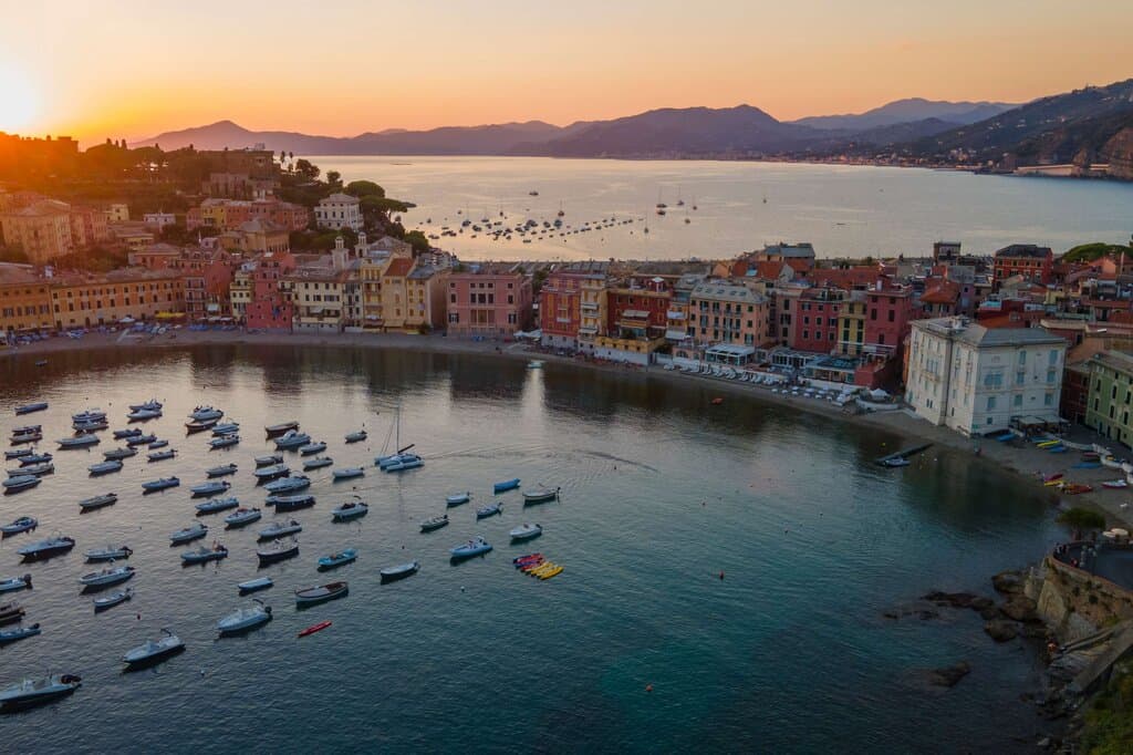 Sestri Levante, a rail journey with railtour suisse