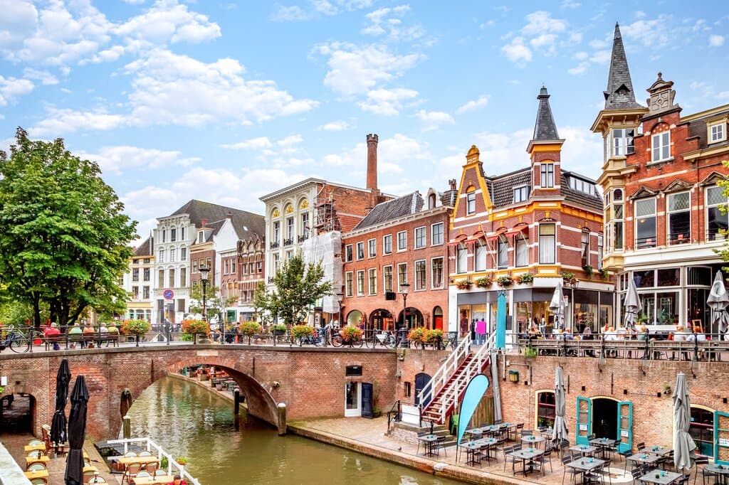The diverse Benelux tour, a rail journey with railtour suisse
