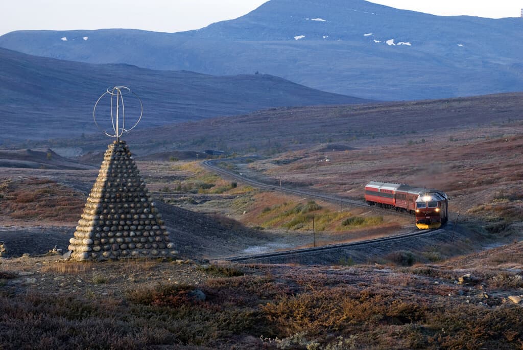 Train journey Norway, a rail journey with railtour suisse