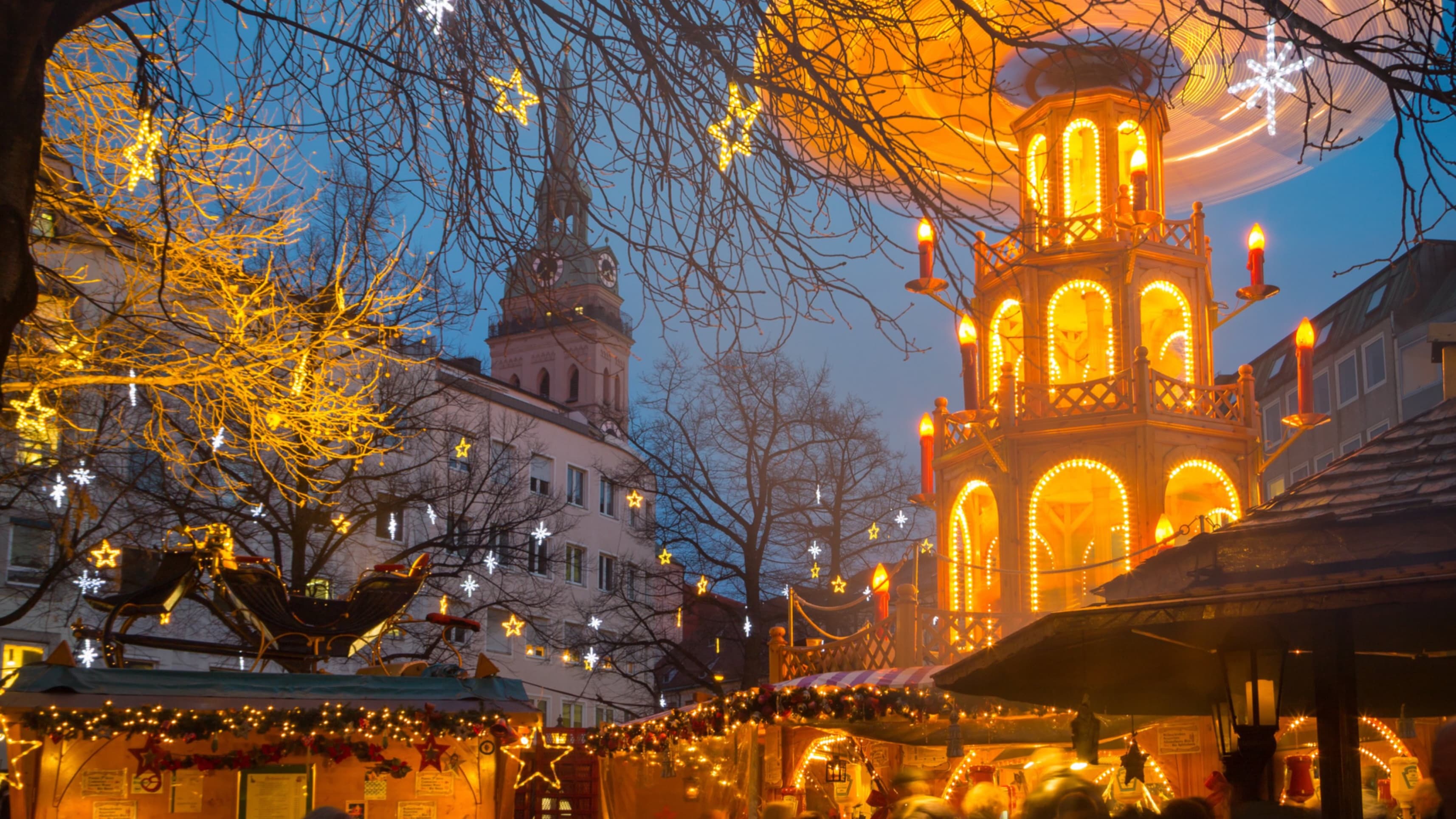 Christmas Markets Along the Danube: A Rail and River Cruise Adventure, Railway Adventures