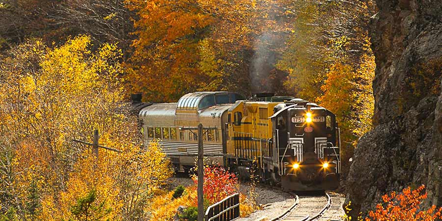 Fall Colors, Scenic Trains & Martha's Vineyard, Vacations By Rail